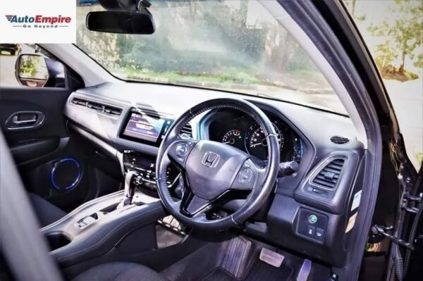 HONDA VEZEL - Image 7