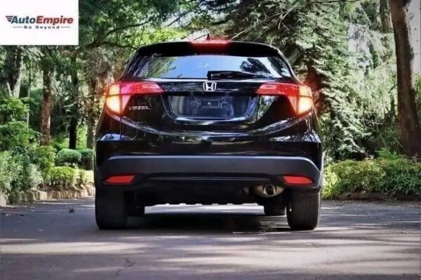 HONDA VEZEL - Image 3