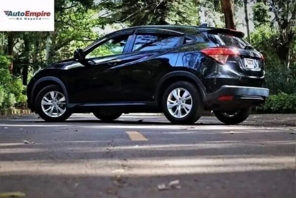 HONDA VEZEL - Image 2