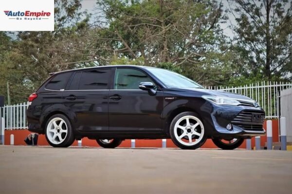 TOYOTA FIELDER - Image 10