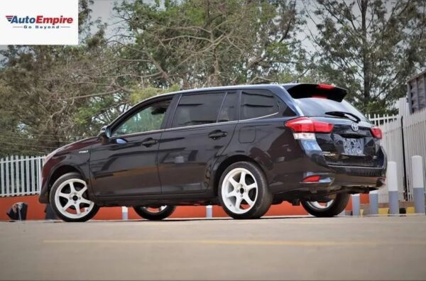 TOYOTA FIELDER - Image 2