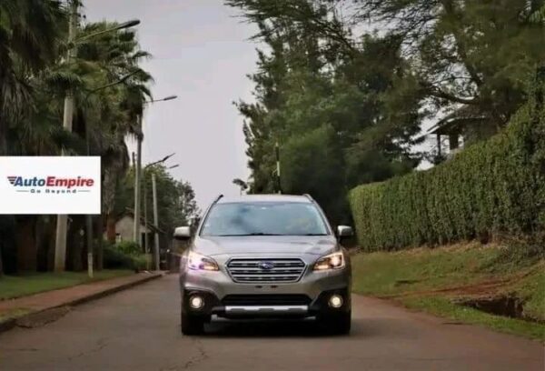 SUBARU OUTBACK - Image 10