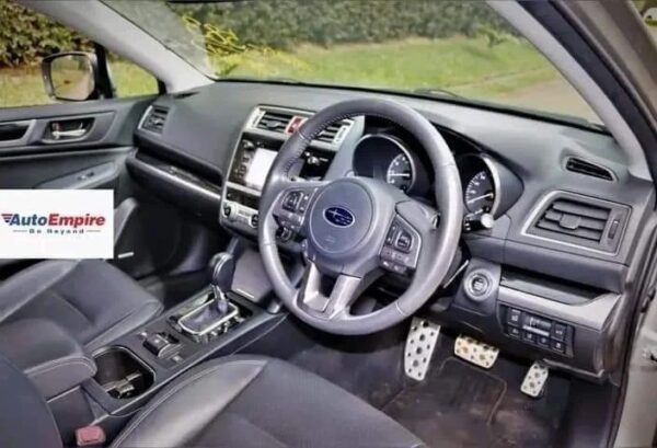 SUBARU OUTBACK - Image 7