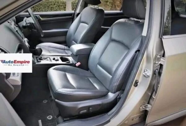 SUBARU OUTBACK - Image 5