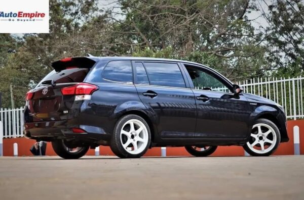 TOYOTA FIELDER - Image 3