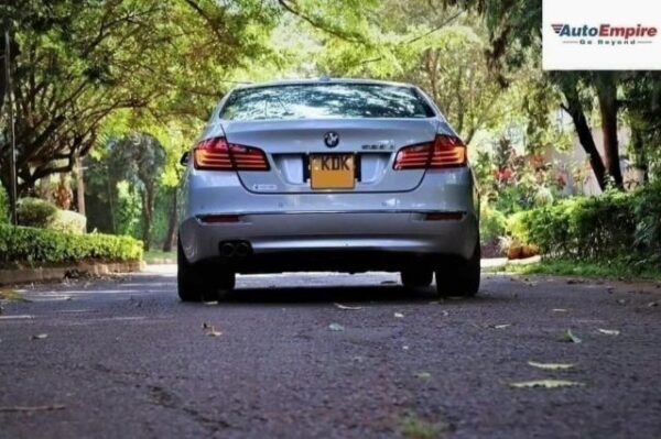 BMW 5 Series - Image 6