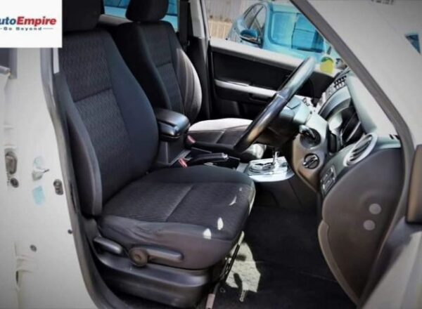 Suzuki Escudo - Image 7