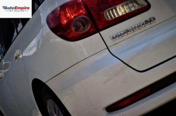Nissan Wingroad - Image 7