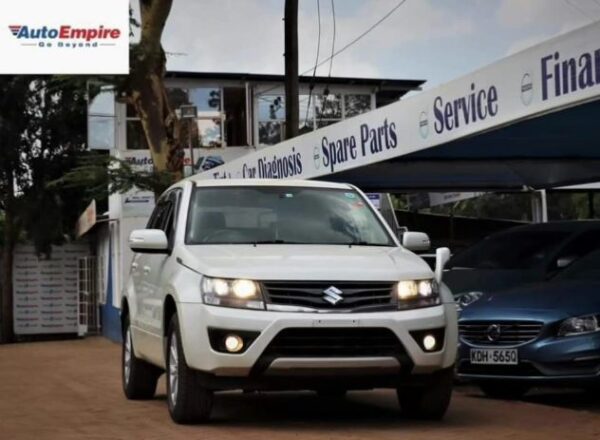 Suzuki Escudo - Image 4