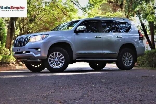 TOYOTA PRADO