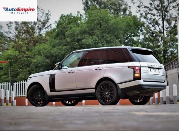 Range Rover Vogue 2016 - Image 11