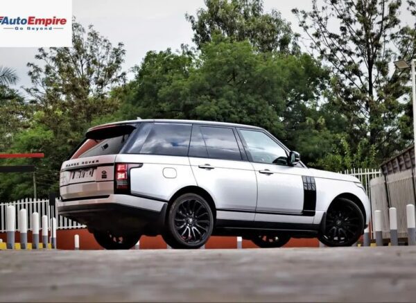 Range Rover Vogue 2016 - Image 9