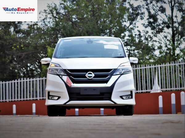 NISSAN SERENA - Image 2