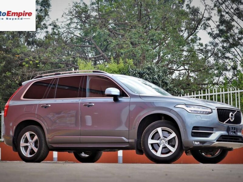2017 VOLVO XC90 T5