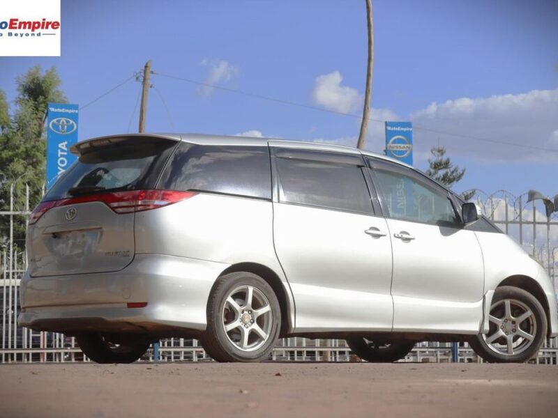 2012 Toyota Estima