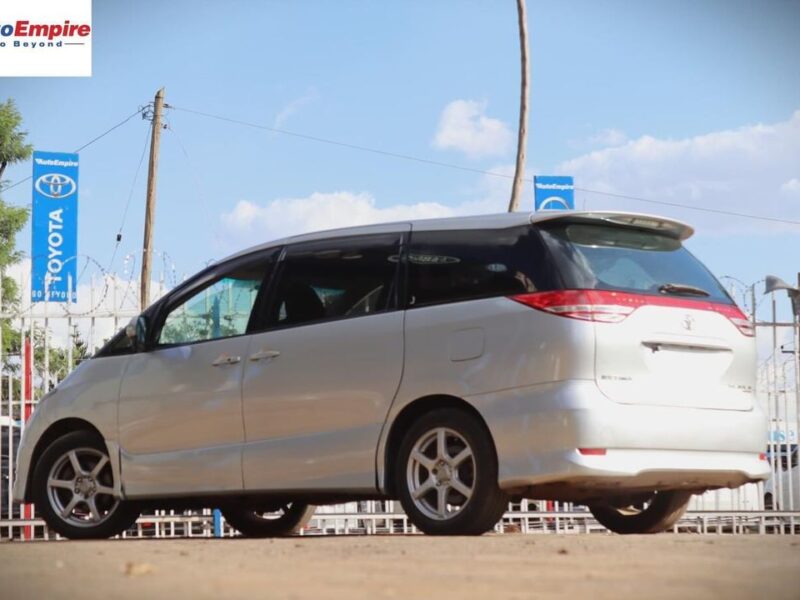 2012 Toyota Estima