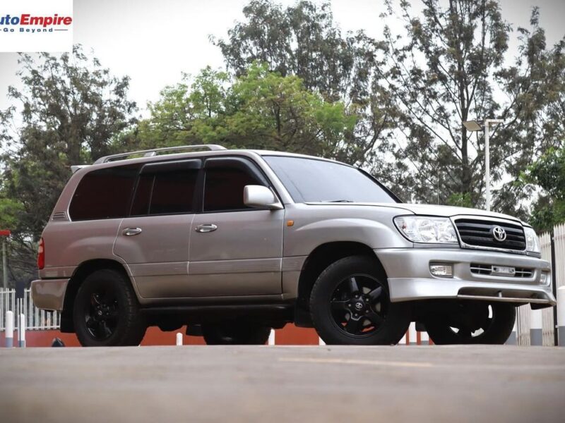 2009 LAND CRUISER V8 AMAZON