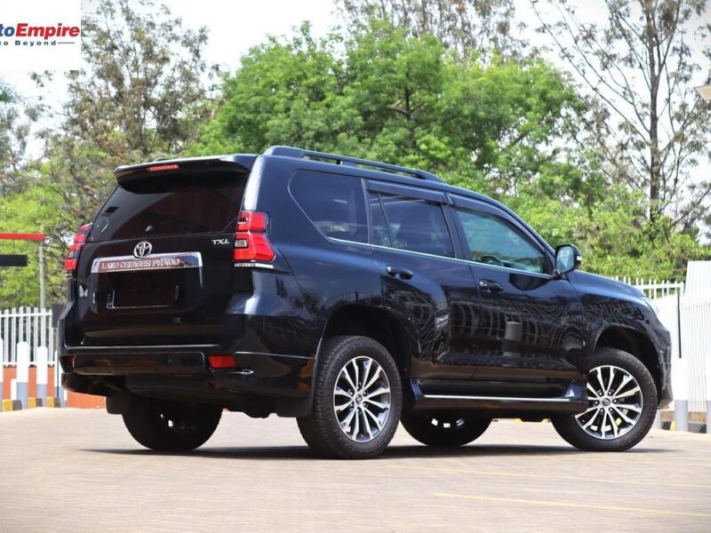 2019 PRADO TXL BLACK