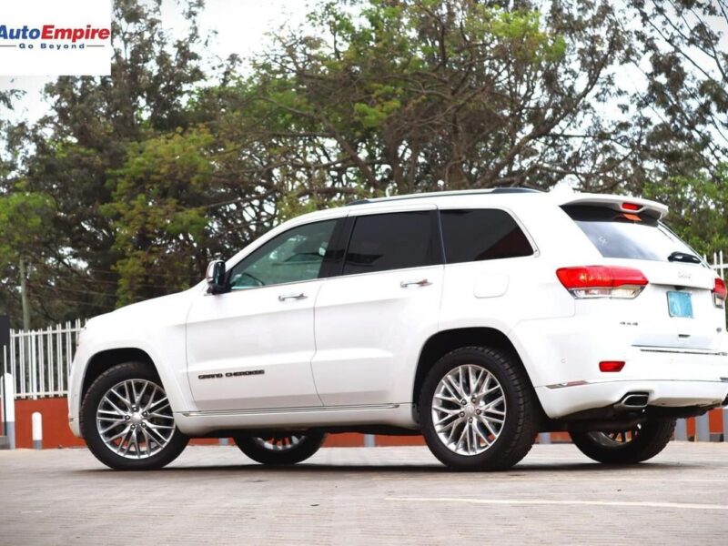THE NEW 2017 JEEP GRAND CHEROKEE SUMMIT EDITION