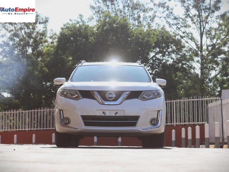 2017 NISSAN XTRAIL