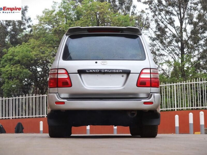 2009 LAND CRUISER V8 AMAZON