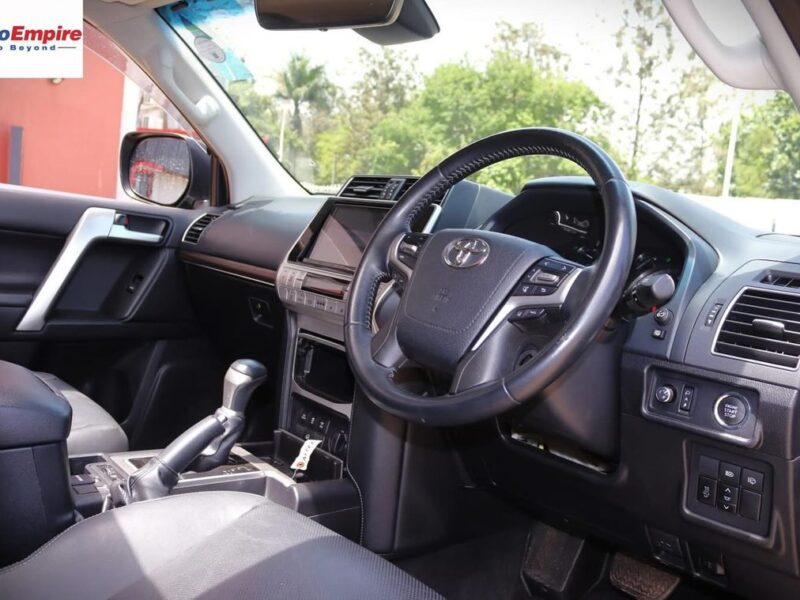 2019 PRADO TXL BLACK