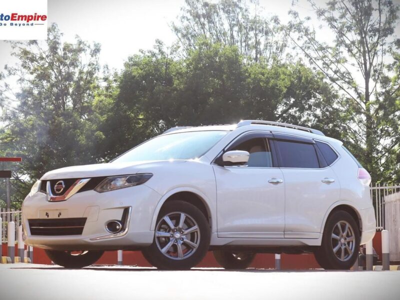2017 NISSAN XTRAIL