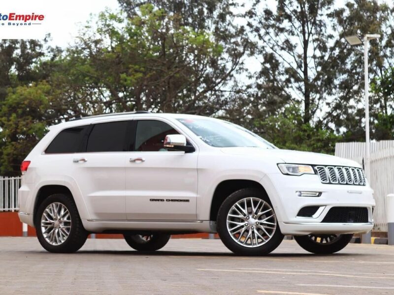 THE NEW 2017 JEEP GRAND CHEROKEE SUMMIT EDITION