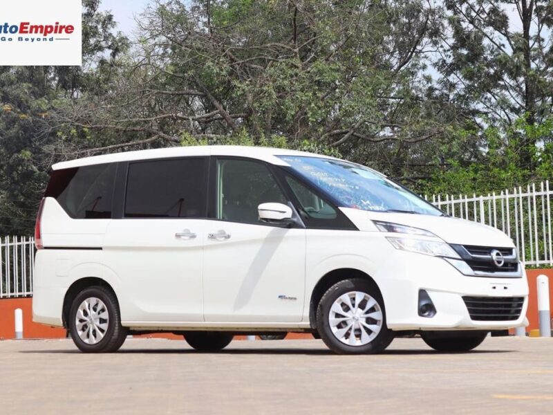 2017 Nissan Serena