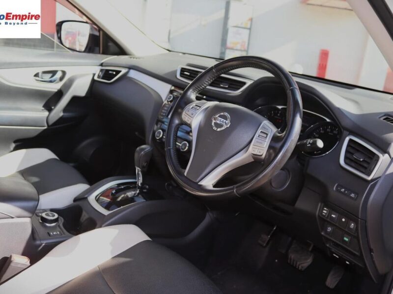 2017 NISSAN XTRAIL