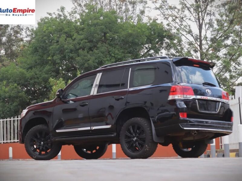2016 Toyota Landcruiser v8