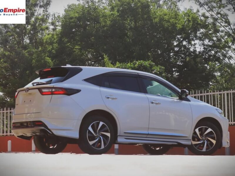 2017 Toyota Harrier - White