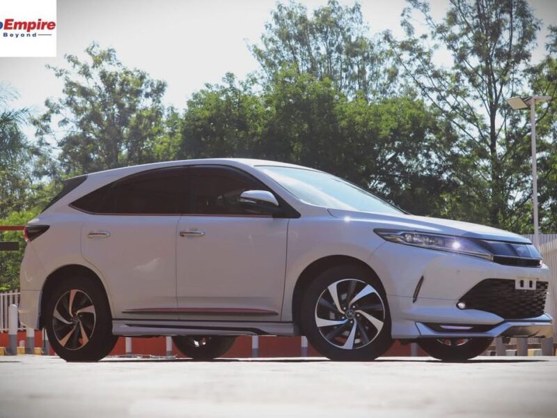 2017 Toyota Harrier - White