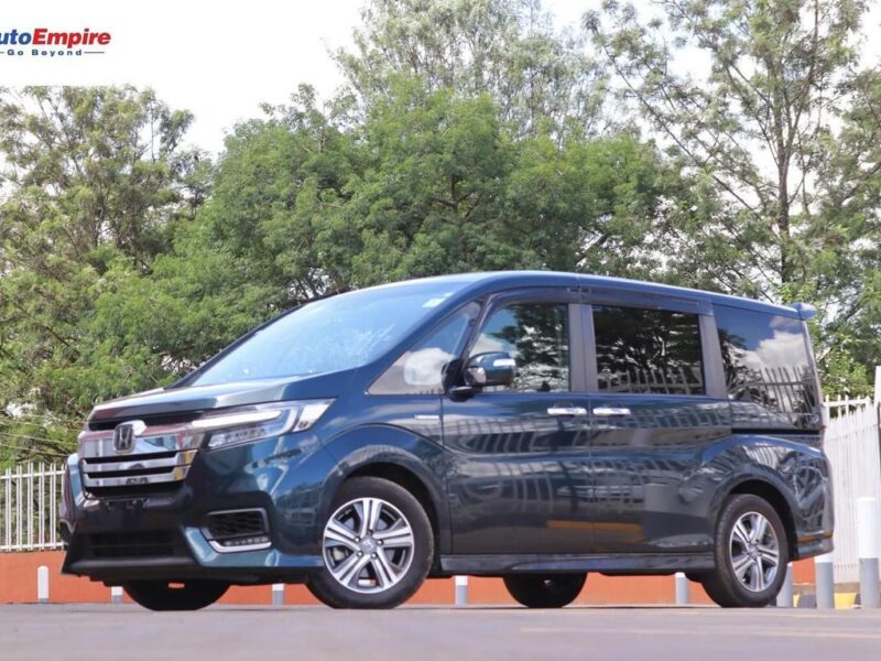 2017 Honda Step Wagon