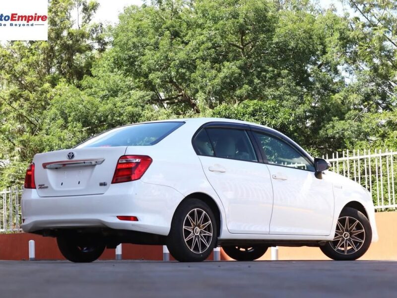 2017 Toyota Axio Hybrid