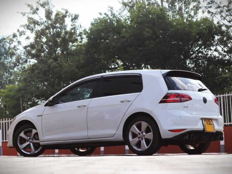 2016 VW GOLF GTI