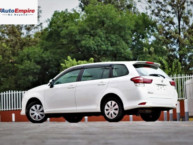 2016 Toyota Fielder