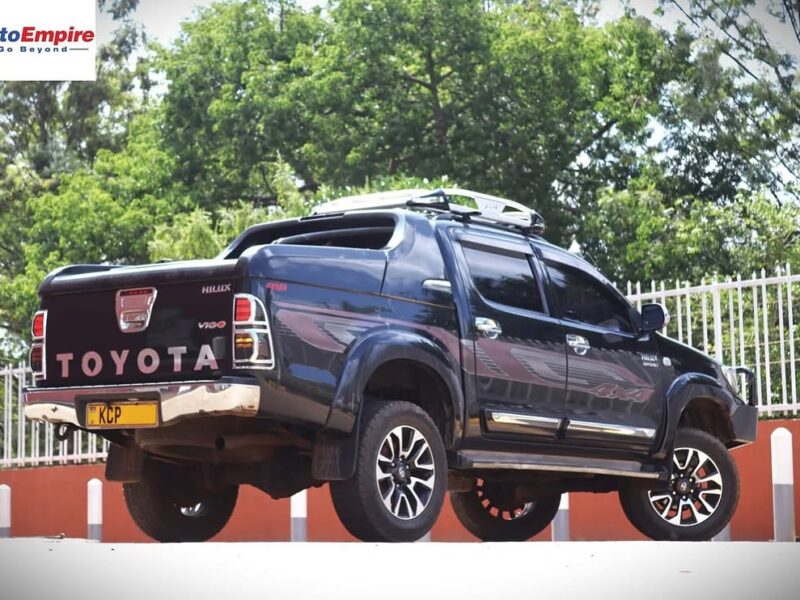 2010 TOYOTA HILUX DOUBLE CAB DIESEL