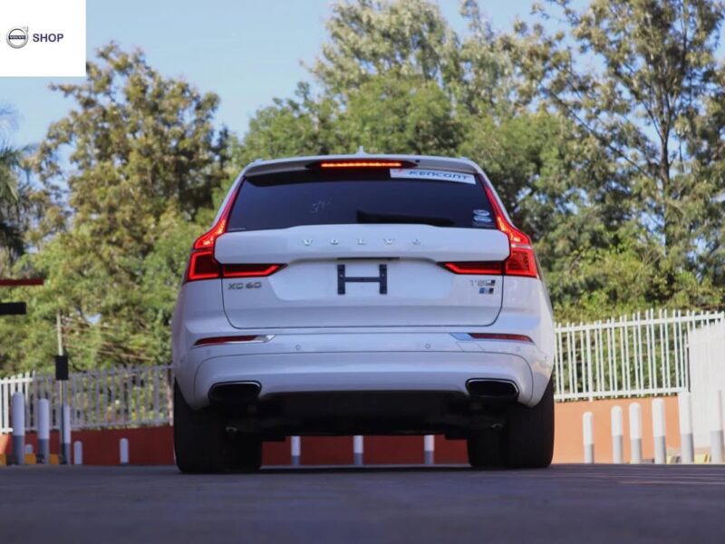 2017 Volvo XC60 T5 Inscription