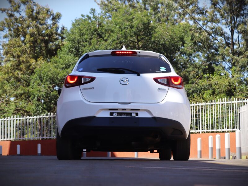 2017 Mazda Demio - White