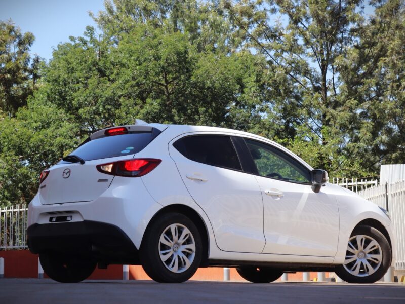 2017 Mazda Demio - White