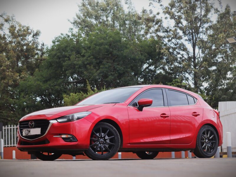 2016 Mazda Axela