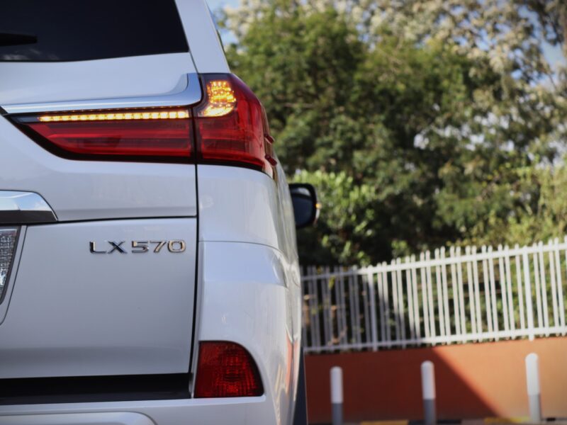 2017 LEXUS LX570