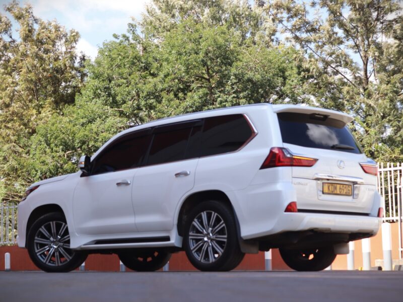 2017 LEXUS LX570