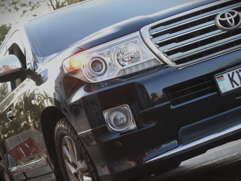 2017 LAND CRUISER V8 ZX
