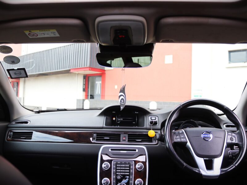 2015 Volvo V70 T5