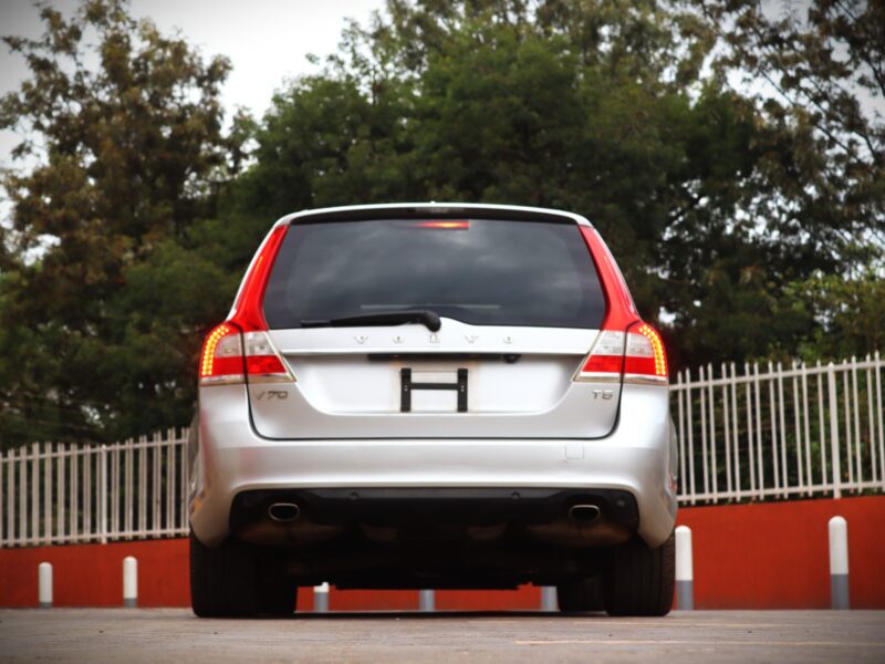 2015 Volvo V70 T5