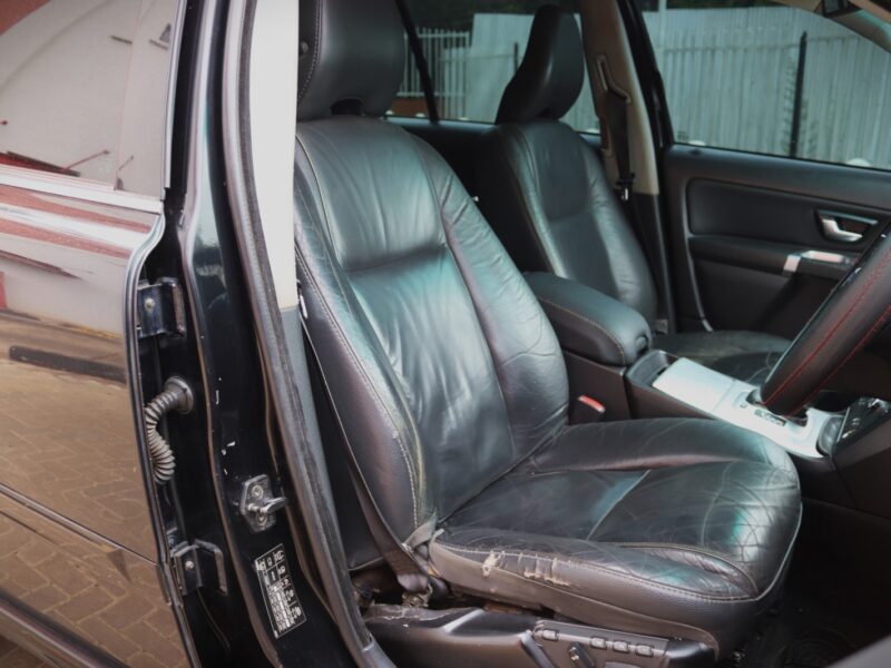 2012 VOLVO XC90