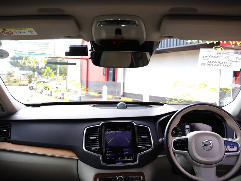 2018 Volvo XC90 T6 Inscription