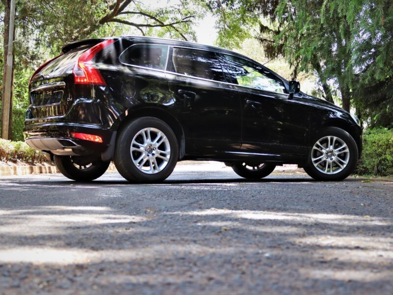 2017 Volvo XC60 D4